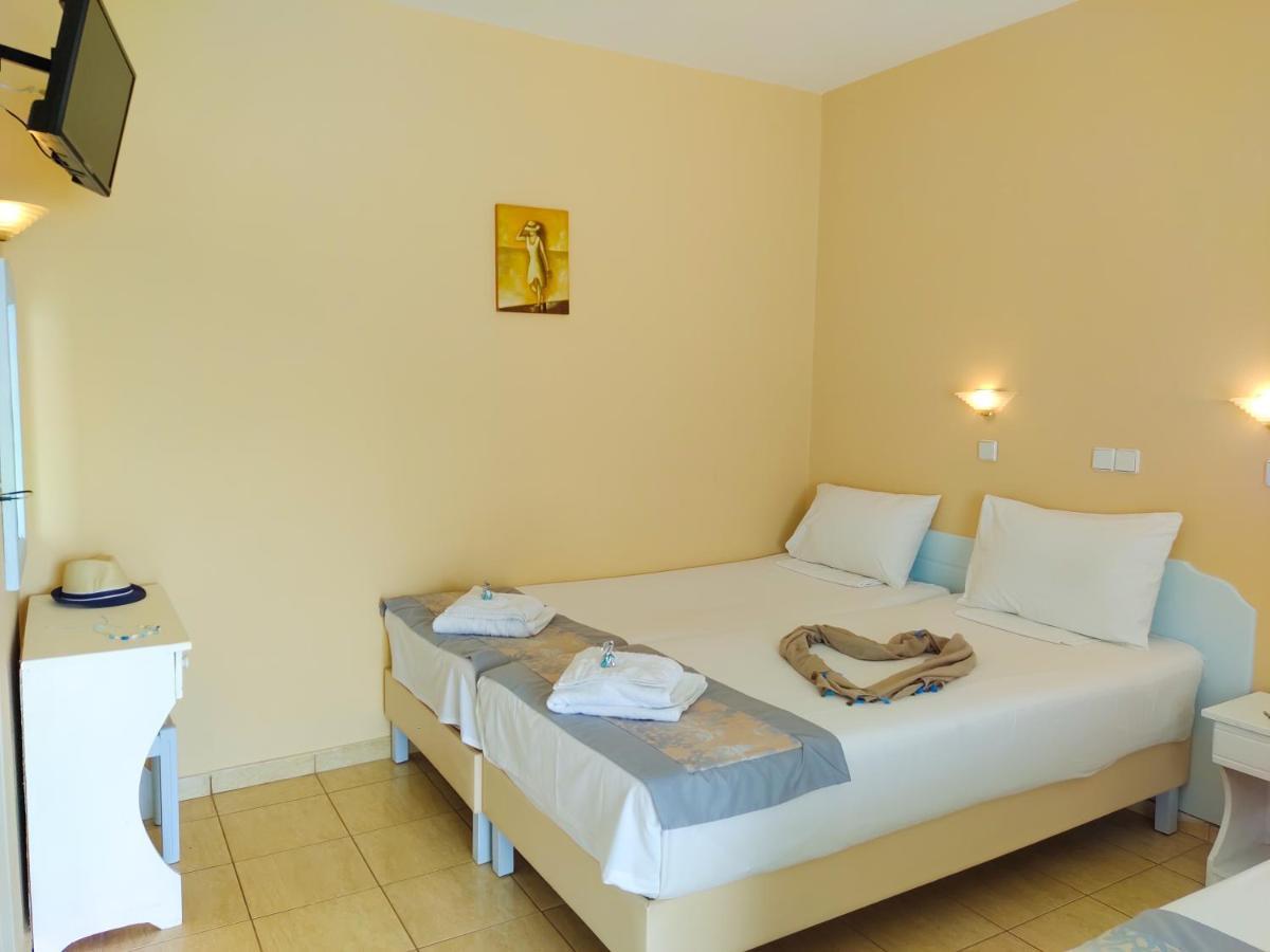 Celeste Golden Beach Криси Амудия Екстериор снимка