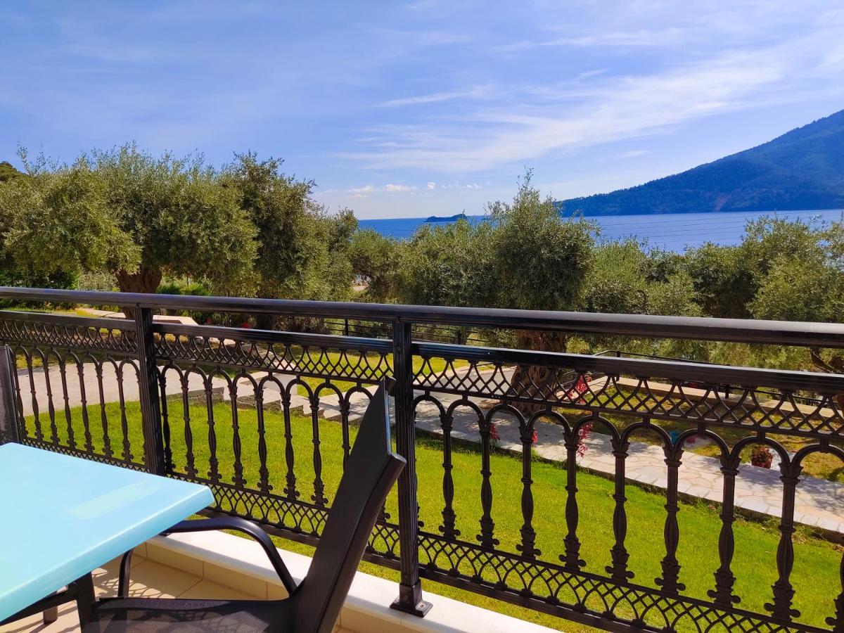 Celeste Golden Beach Криси Амудия Екстериор снимка