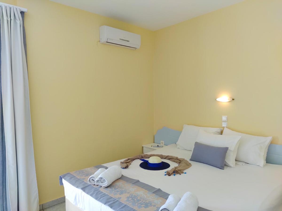 Celeste Golden Beach Криси Амудия Екстериор снимка