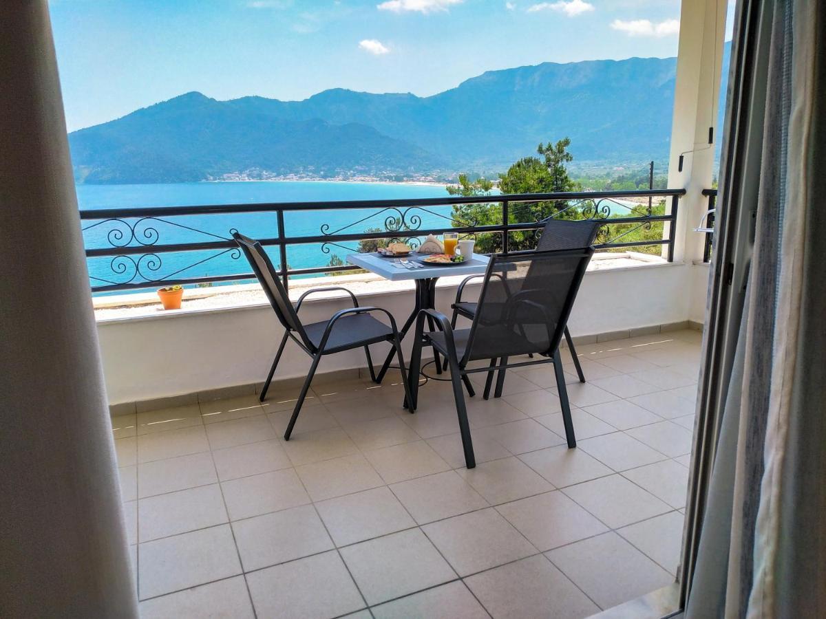Celeste Golden Beach Криси Амудия Екстериор снимка